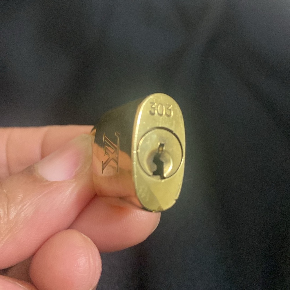 Louis Vuitton Lock and Key # 303